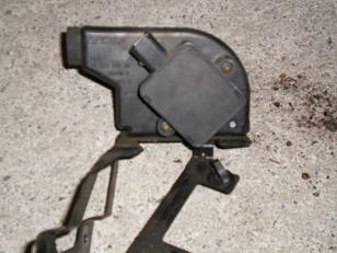 Potentiomètre d'accélérateur xsara 1