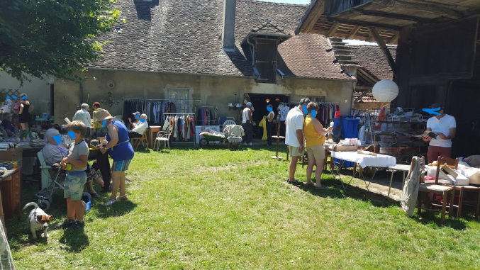 Vide-grenier, vintage, trouvailles                  
