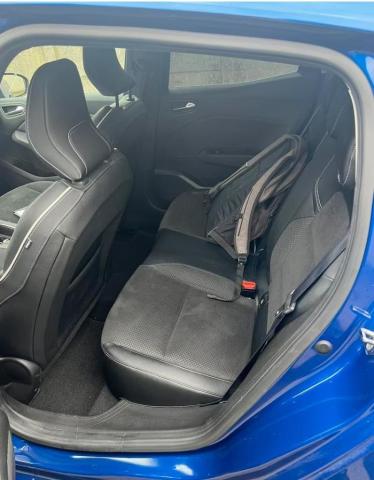 Renault Clio 1.3i, 131pk