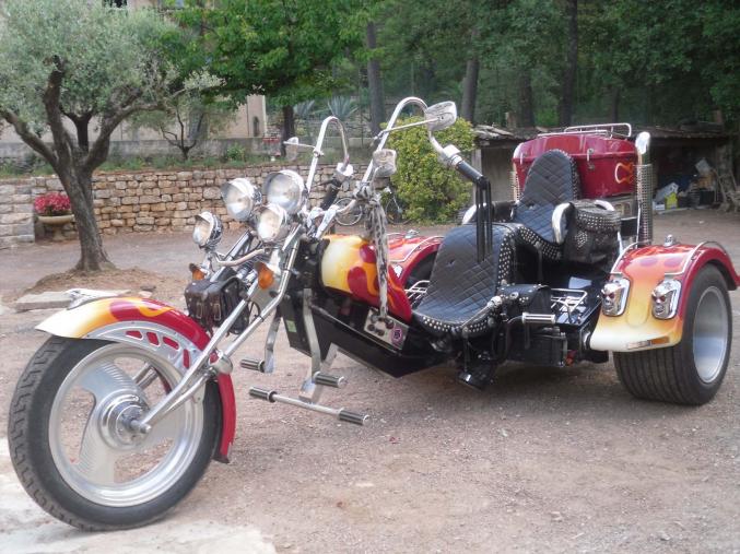 SUPERBE TRIKE CHOPPER