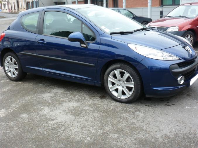 PEUGEOT 207 HDI 110 SPORT
