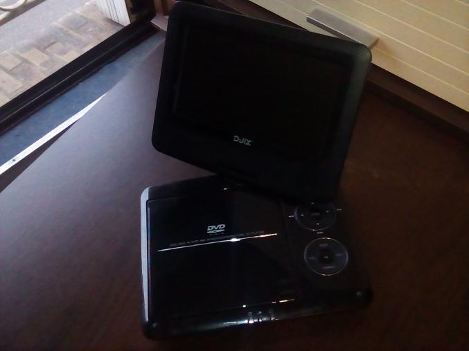 LECTEUR MULTI-MEDIA NEUF