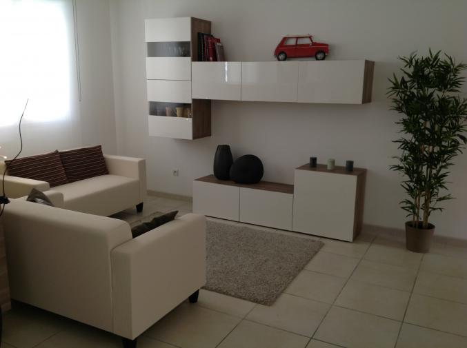 Superbe T2, neuf, moderne et lumineux! Equipé et meublé.