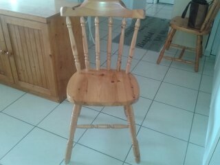 Meubles en pin massif