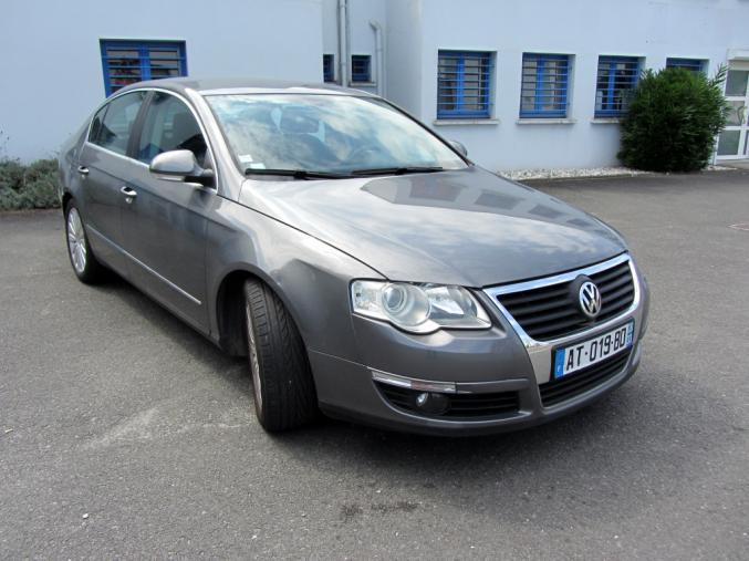 VOLKSWAGEN PASSAT VI 2L TDI 140 SPORT