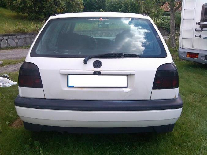 Volkswagen Golf 1.8 1992, 256 000 km‏