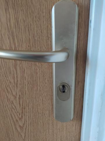 Serrurerie vitrerie menuiserie générale