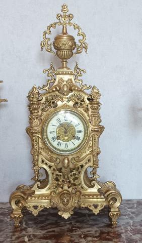 Pendule style Louis XV