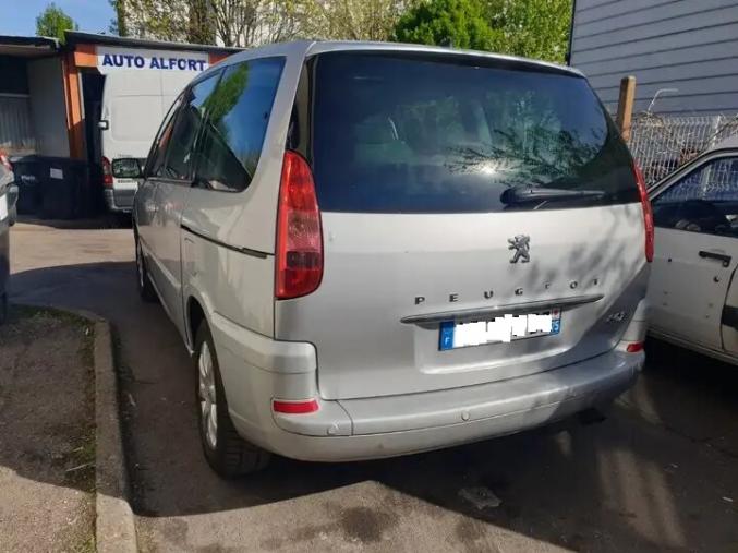Peugeot 807 2.2 16V Navteq on Board