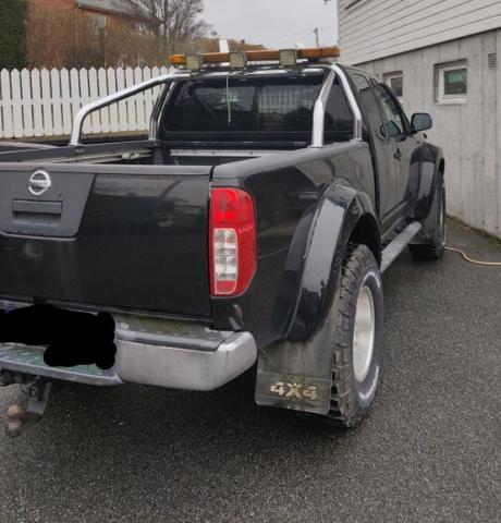 NISSAN NAVARA