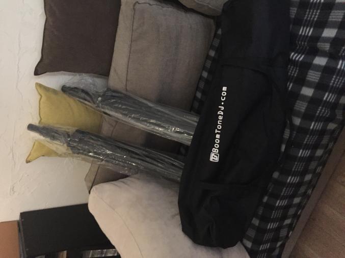 Vends pieds d’enceintes sono