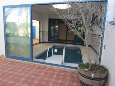 Maison traditionnelle dans quartier résidentiel à 300m des plages 