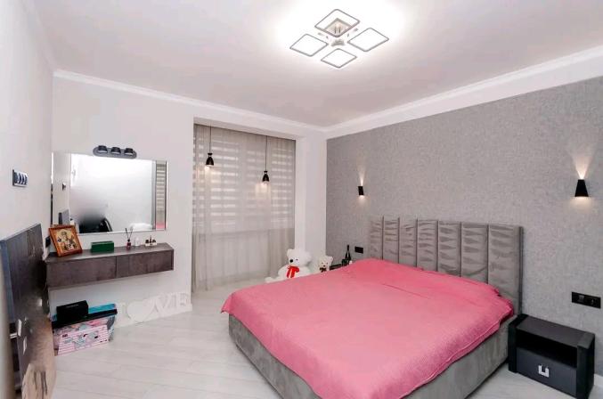 Location meuble - 3 pièces - 74 m2 - Rue Guersant, Paris 17e