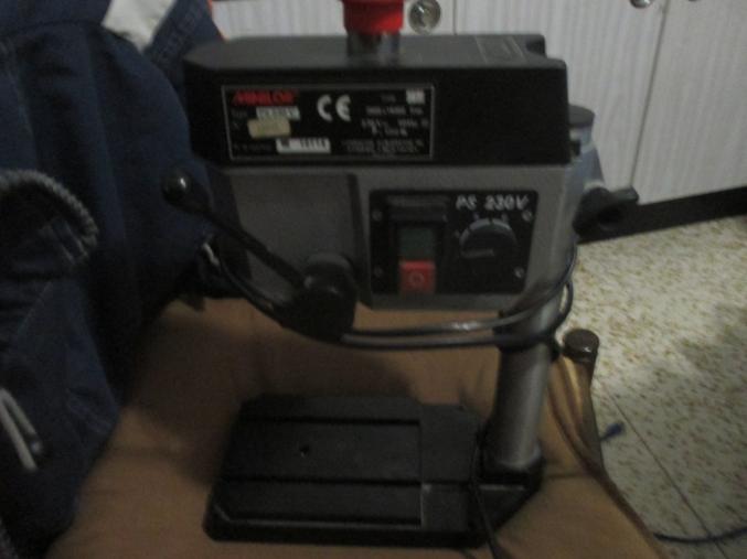Mini perceuse a collonne neuve