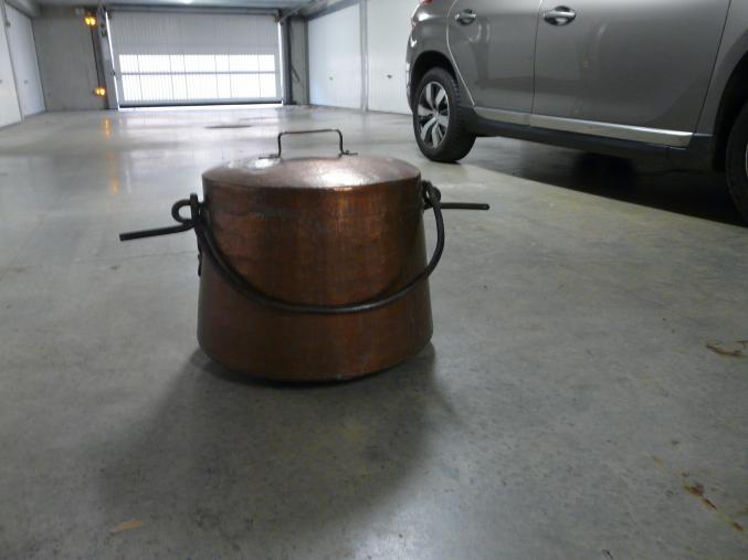 Chaudron en cuivre