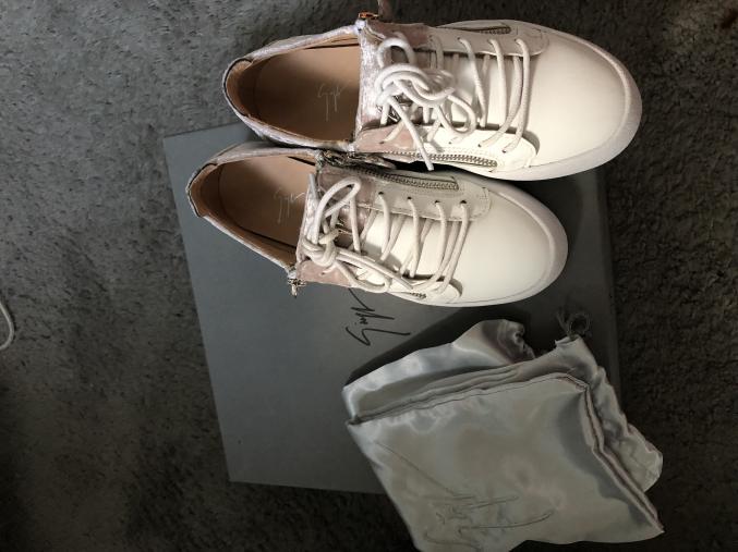 Paire de Giuseppe Zanotti