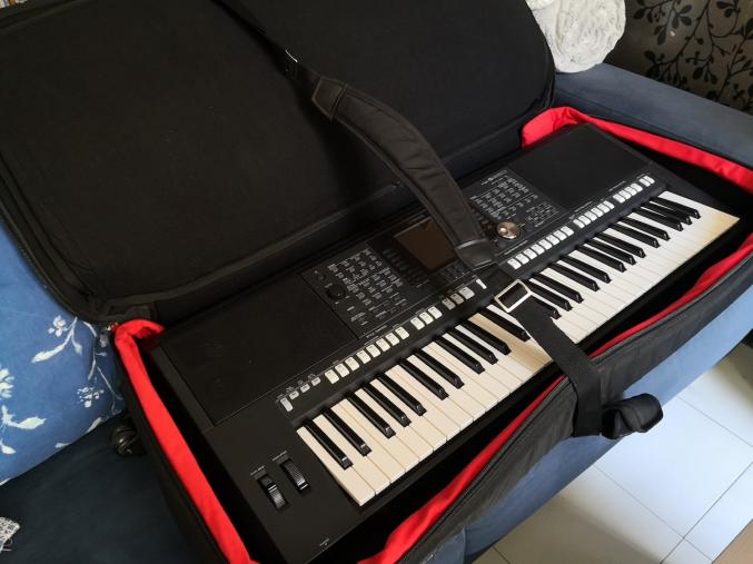Vends Yamaha PSR S950