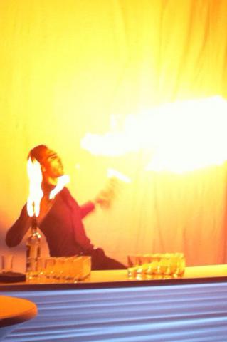 Barmans jongleurs et prestations de bar sur mesure