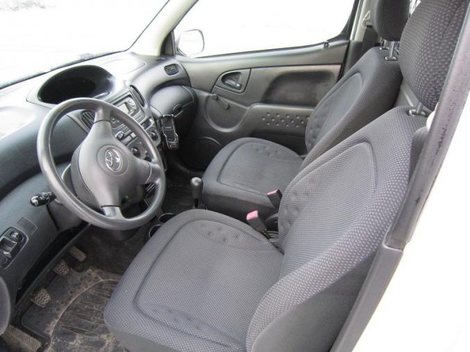  Toyota Yaris Verso 1,4 diesel