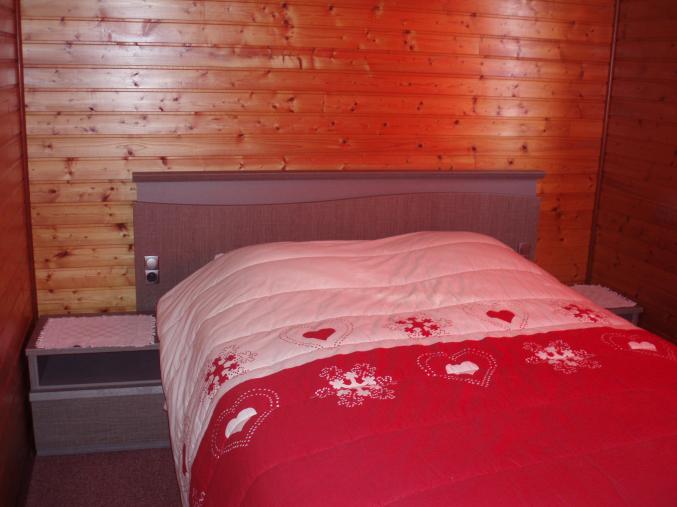 T.B CHALET VAC PAQUES W-END MAI JUIN A SEPTEMBRE