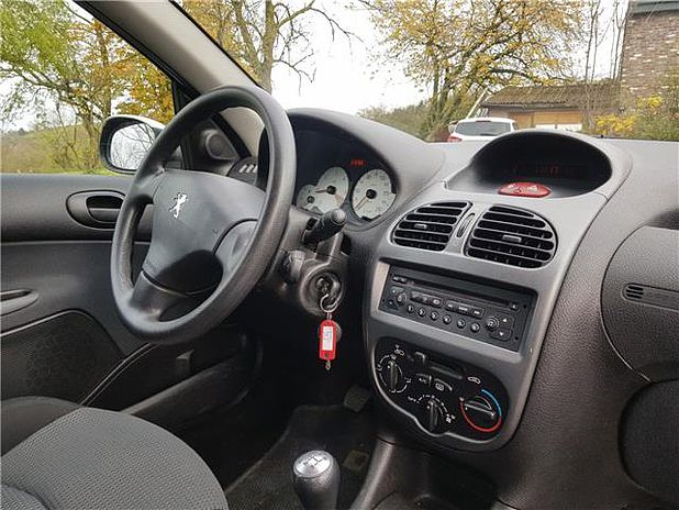 Peugeot 206 1.4 HDI X Line