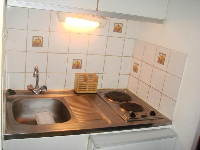 AIX EN PROVENCE T1 MEUBLE RESIDENCE  STANDING PISCINE TENNIS PARC DE VERDURE 