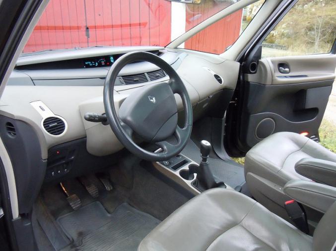 Renault Espace iv 1.9 dci expression