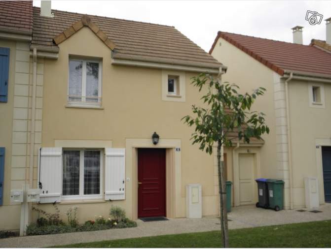 Maison 5 pièces 3 chambres Env 80m2 Porcheville (78440)