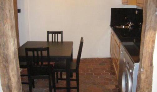 BEL APPARTEMENT MEUBLE SUR NANTERRE