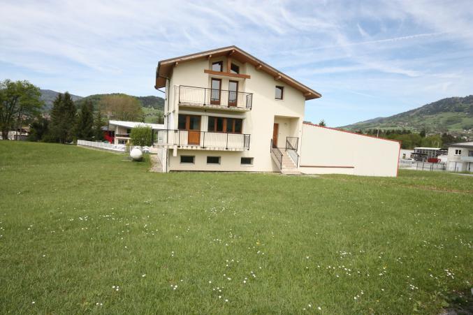Viuz en Sallaz, maison de 200 m2