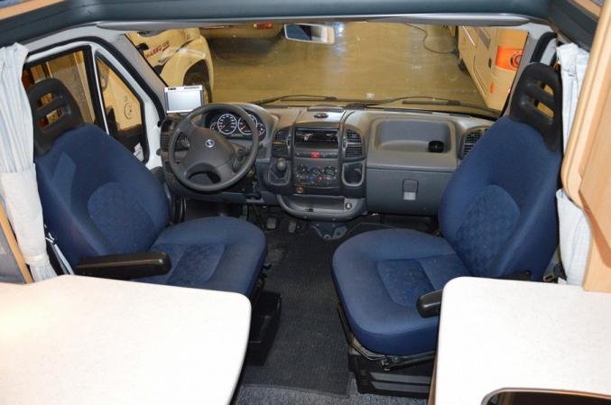 Camping Car Challenger 101 2003