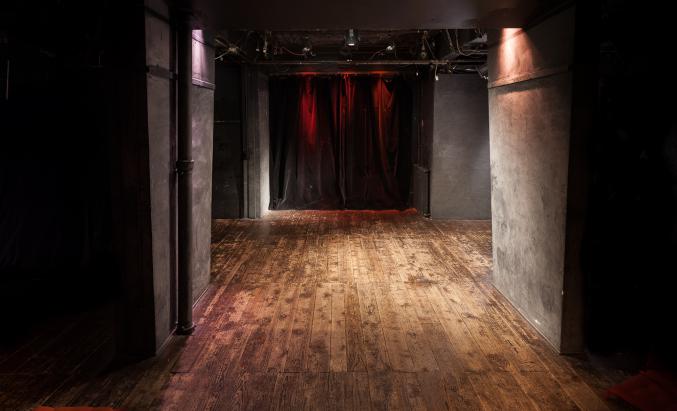 Théâtre à louer pour événements, séminaires, projections, répétitions ... 