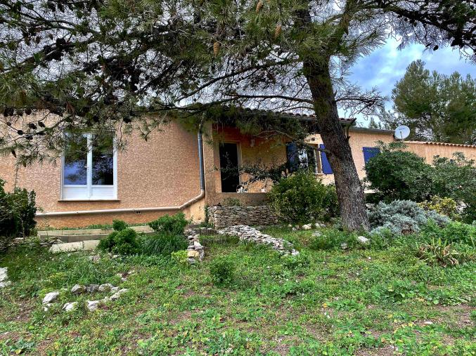 Maison aux portes de la Provence