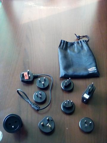 KIT ADAPTATOR PRISE SECTEUR & TENSIONS