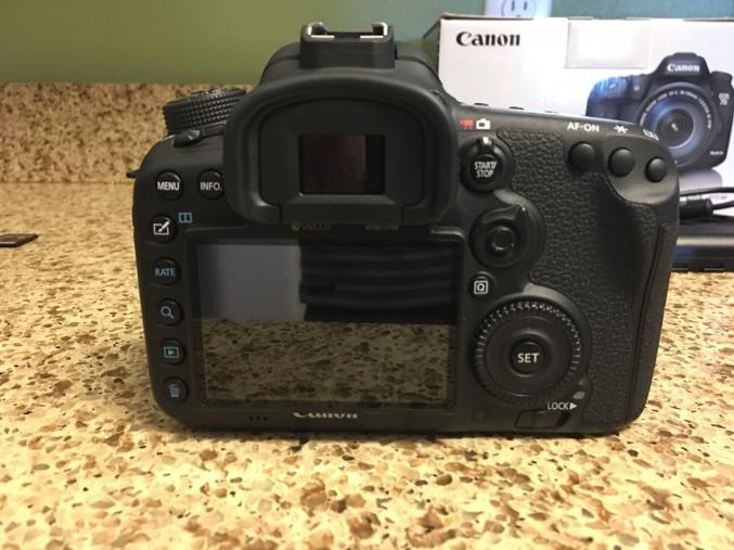 Canon 7D mark II neuf,garantie 1 an