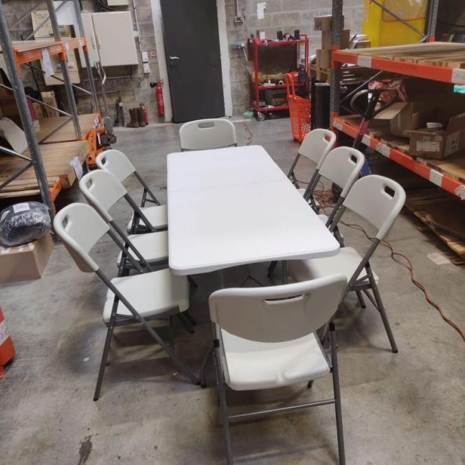 Location tables ,chaises et bancs