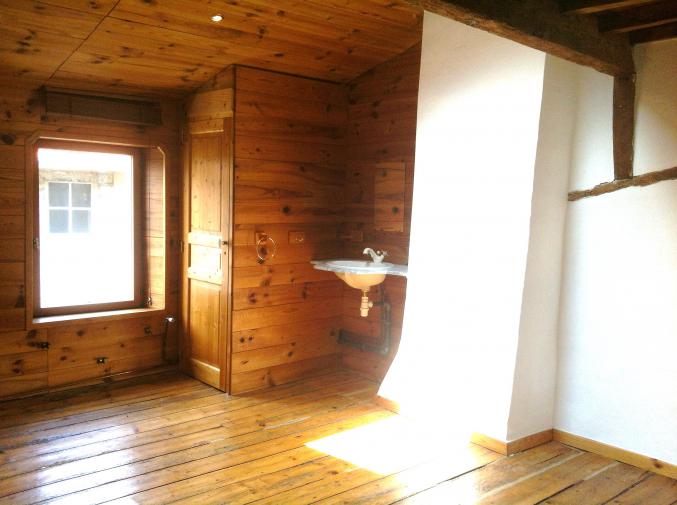 MAISON DE VILLAGE DE 60m2    2