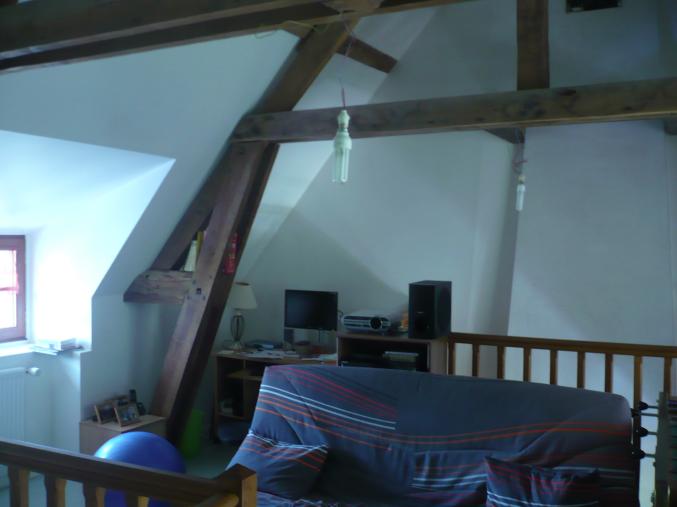 Grande maison en pierre