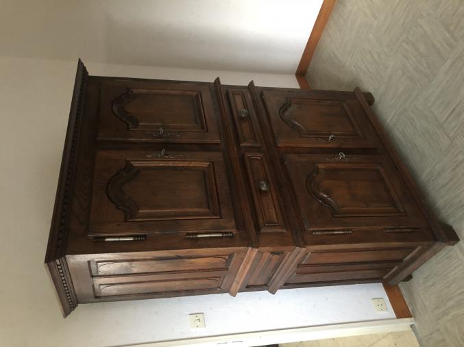 À vendre vaisselier