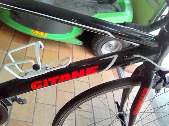 1 vélo Gitane noire d' occasion