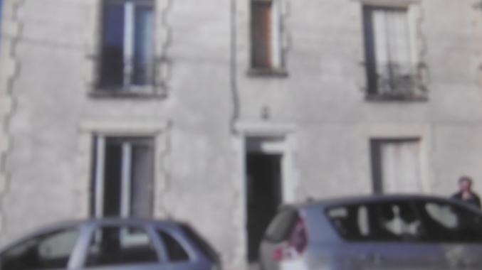 BATIMENT 403m2 A VENDRE PAR LICITATION