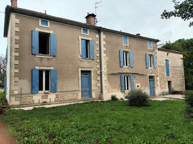 Maison de maître et son moulin