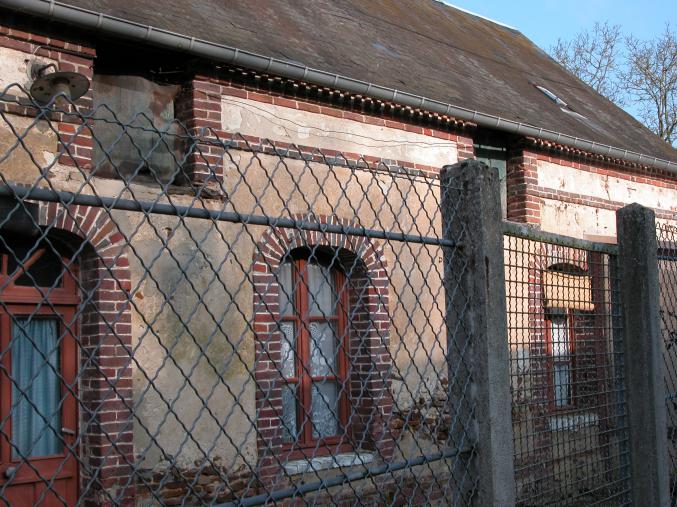 Maison avec terrain 2200m