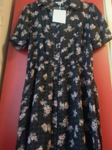 Robe noire évasée fleurie et pois T 38 - 40 / 40 NEUVE