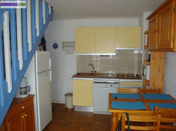 PRINTEMPS/ETE PORT LEUCATE