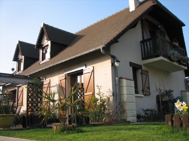 Ranville - Maison avec grand jardin