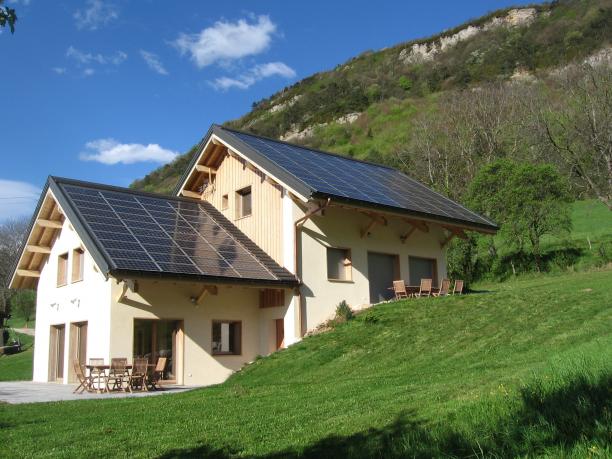 Montagnole - CHALET NEUF DE GRAND CONFORT