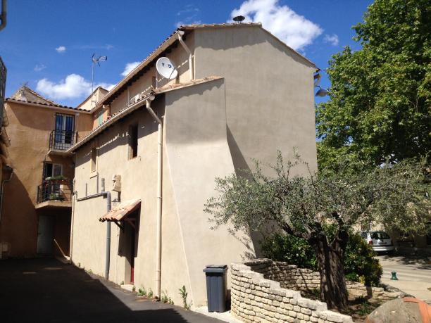 Meynes - Appartement spacieux à MEYNES