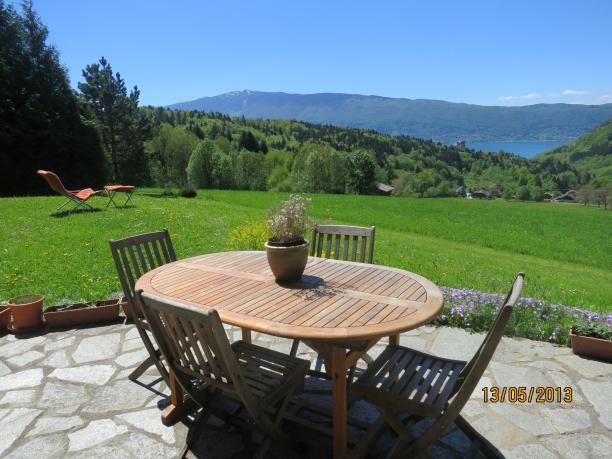 Bluffy - Maison vue splendide sur le lac