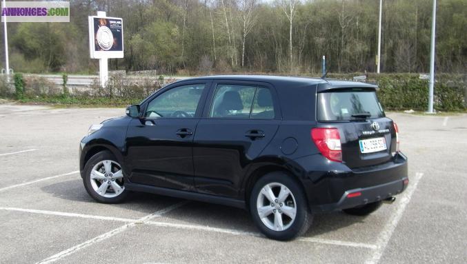 Toyota urban cruiser